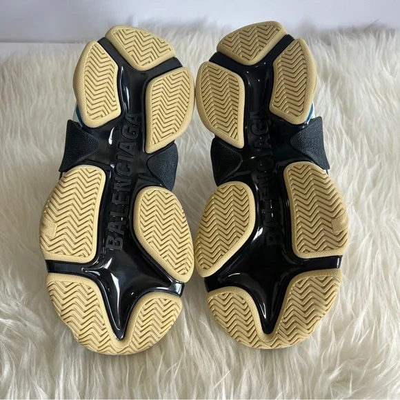 New Balenciaga Triple S Trainers Sneakers โ Womenโs Size 36 - Picture 7 of 12